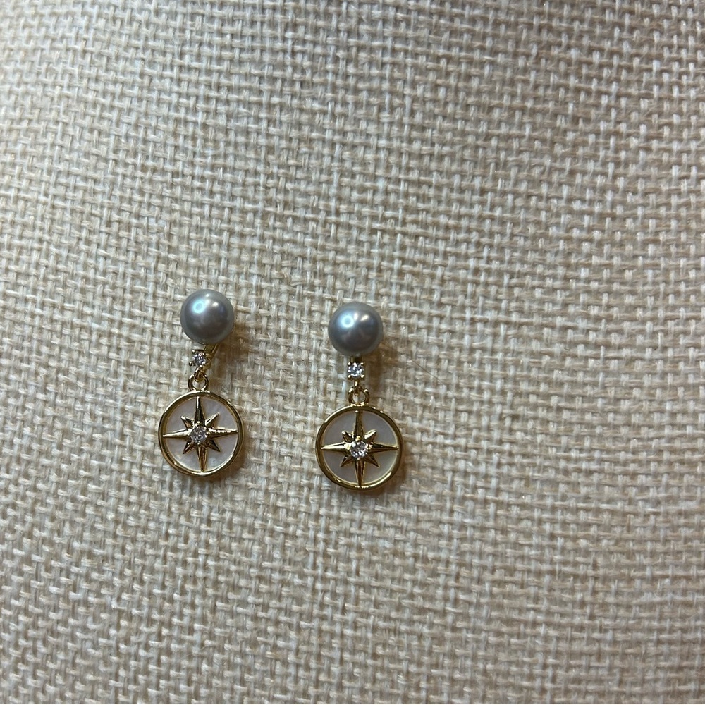 Beautiful Star Dangle Freshwater Pearl Earrings View 2